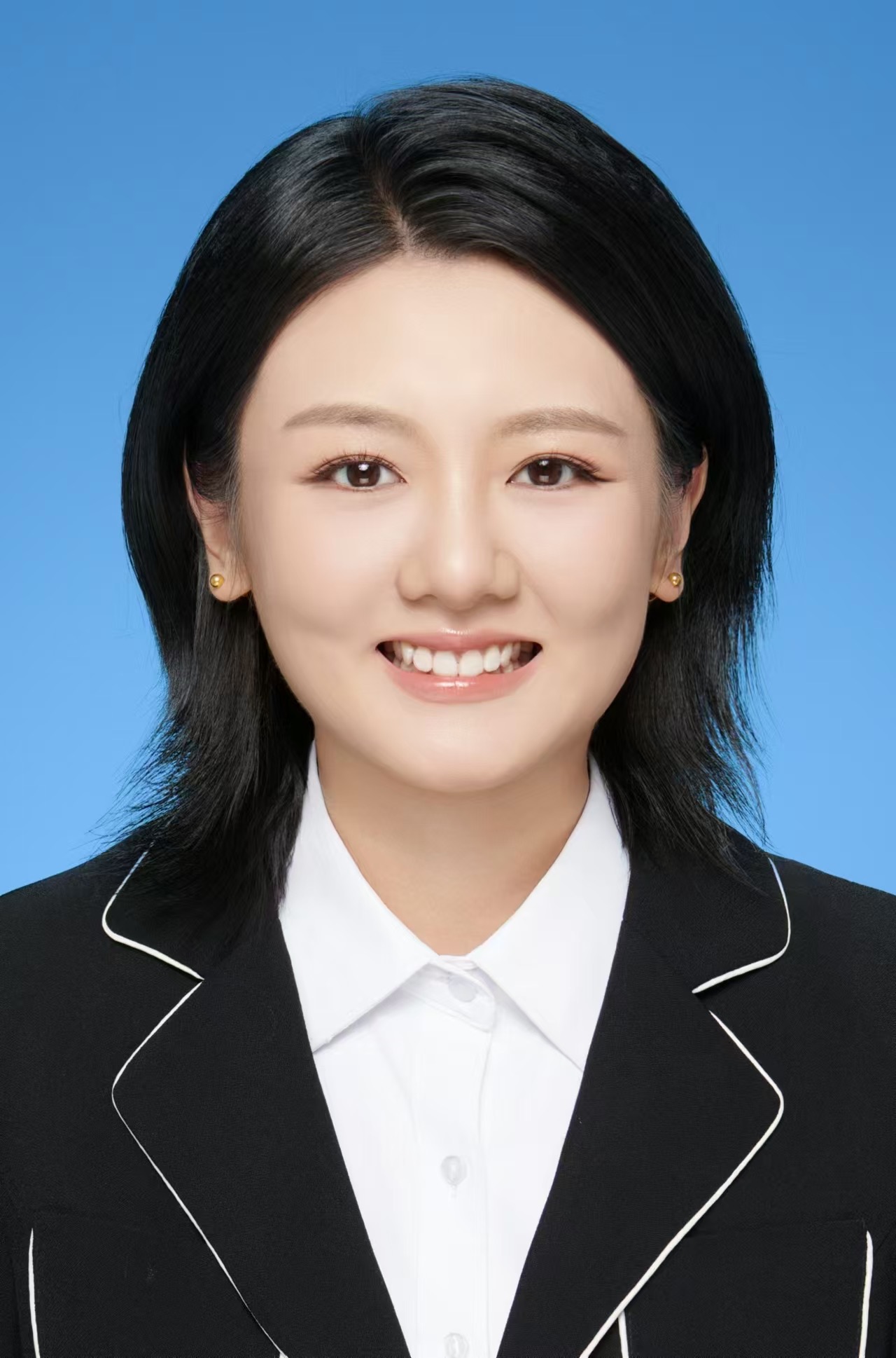 Min Cao 